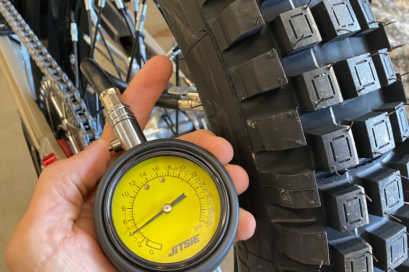 Guide to setting correct Trials Tyre pressure