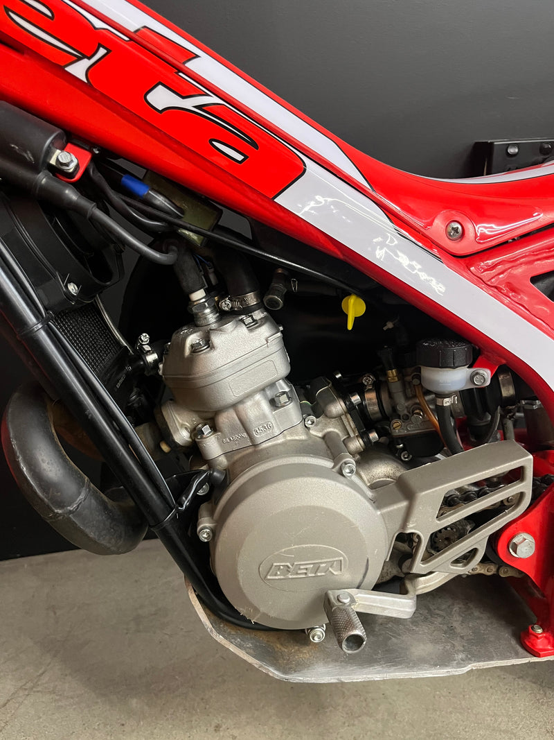 Pre-Loved MY23 Beta Evo 80 Junior
